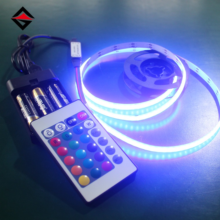 5V RGB COB LED LED ດ້ວຍການຄວບຄຸມຫ່າງໄກສອກຫຼີກ USB 24 key ແລະ Box Battery